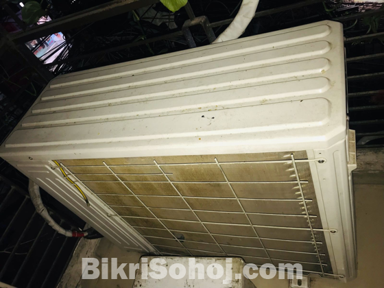Gree 1.5ton inverter Ac